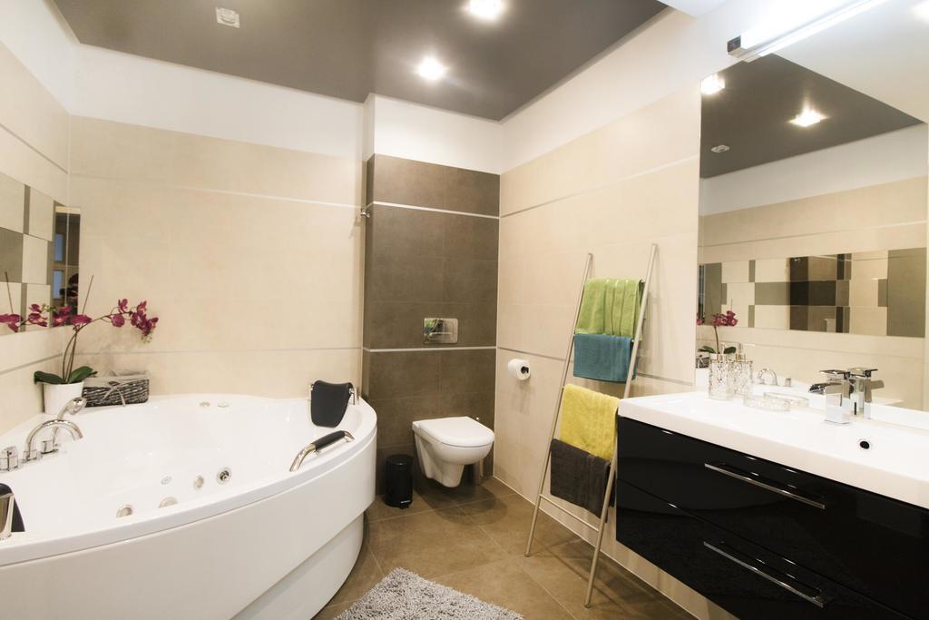 Kings City - Skawinska Apartment Krakow Dış mekan fotoğraf